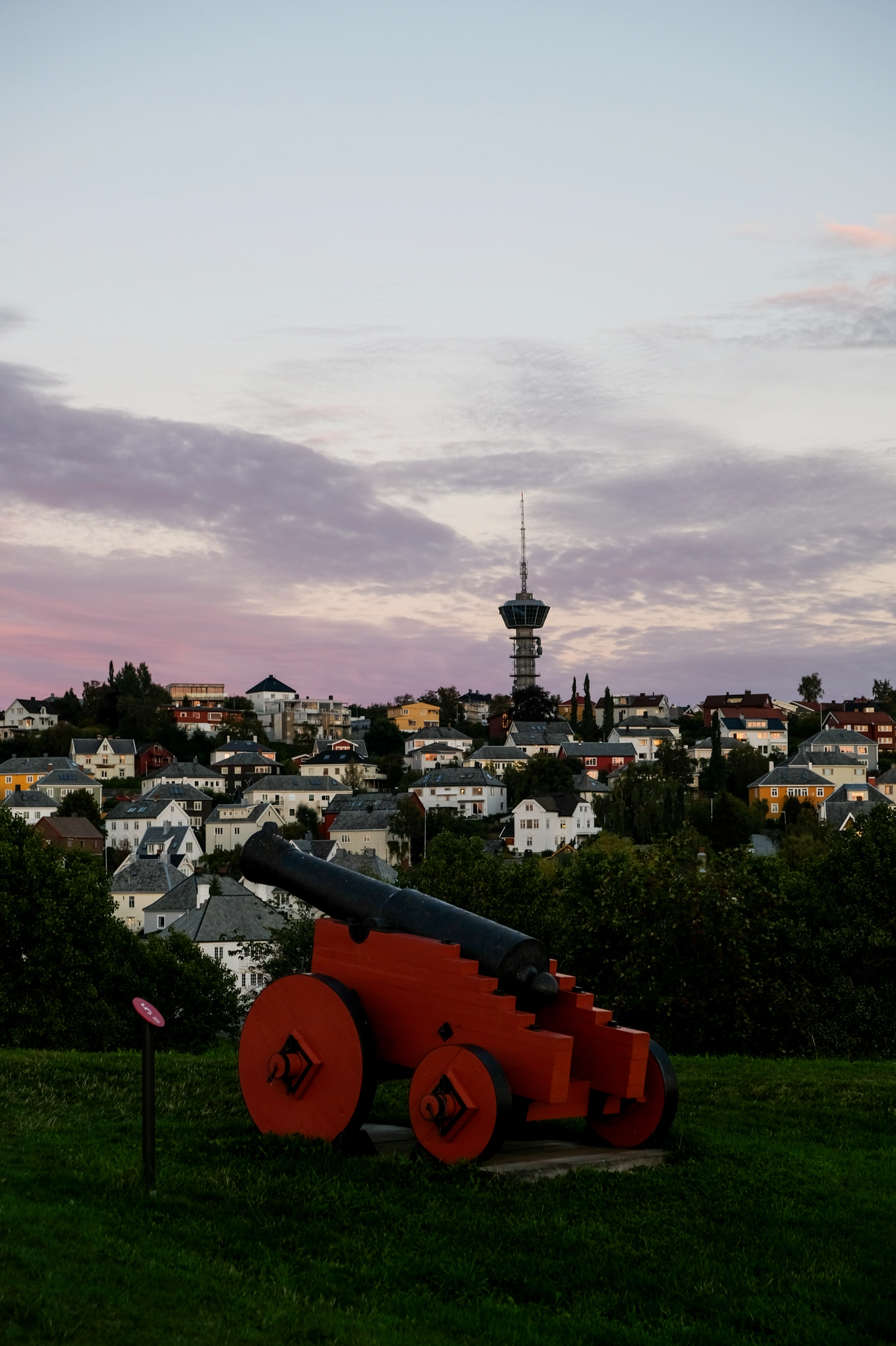 forteresse-de-kristiansten-canon-trondheim-photographie-norvege-claire-favry